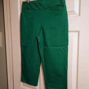 Croft & Barrow Green Capris Sz 10, Stretch, Hi Rise, Pockets, NWOT